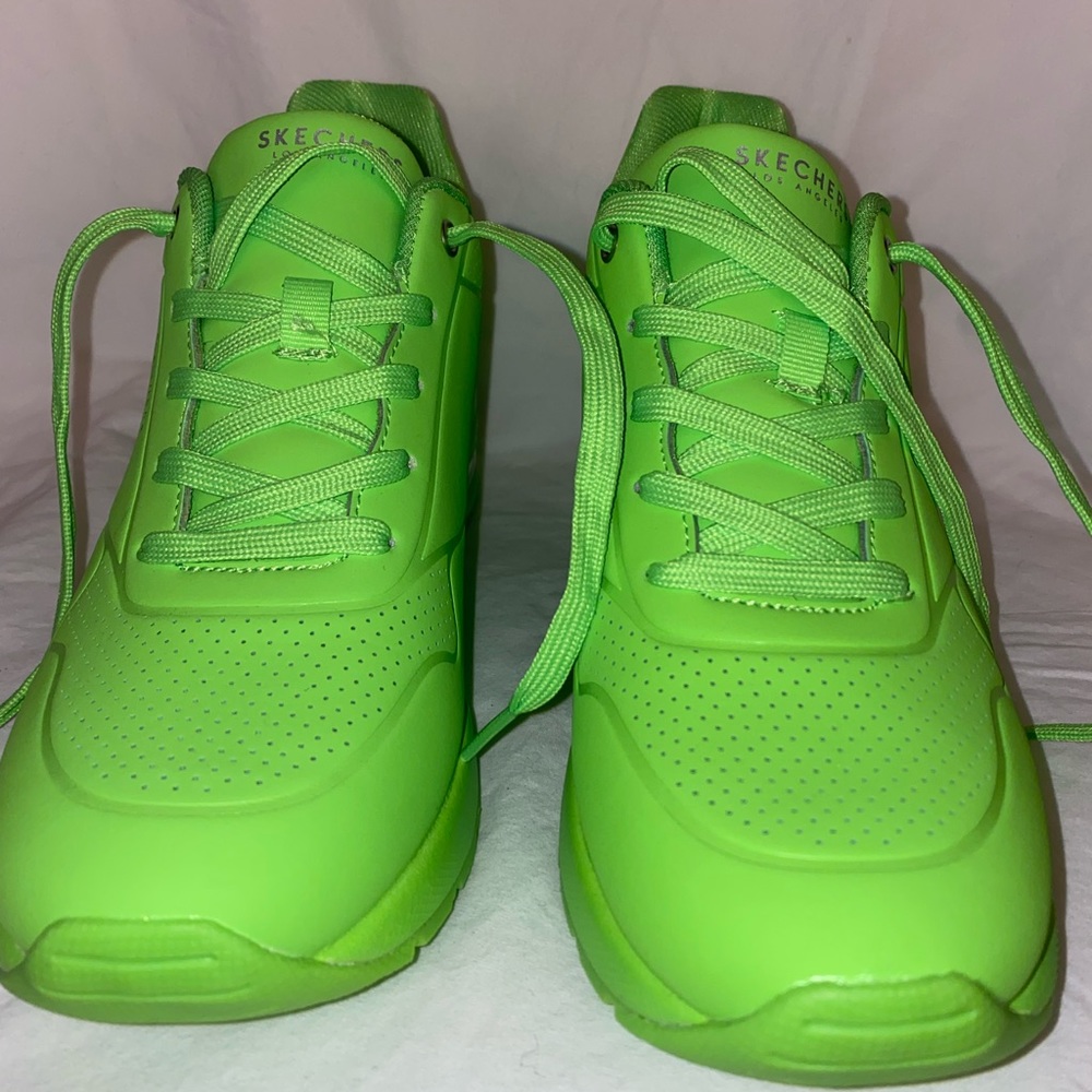 SKECHERS WOMENS UNO NIGHT SHADES SZ 10